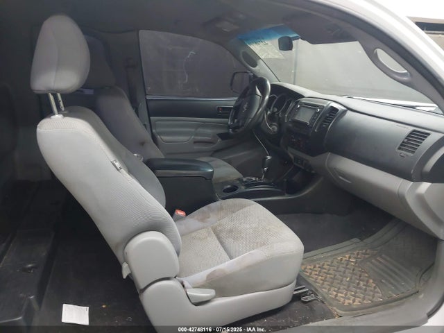 Toyota 2tr-fe 2015 5TFTX4CN5FX055292 Image 5