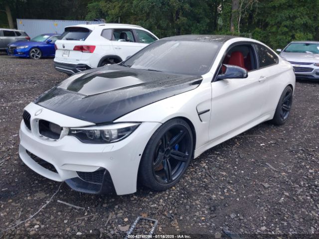 2016 BMW M4 WBS3R9C59GK336381 Photo 1