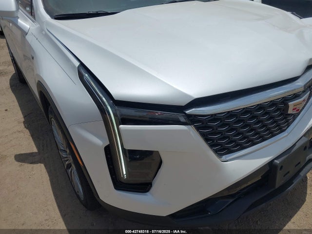 2025 CADILLAC XT4 1GYFZCR46SF126297 Photo 5