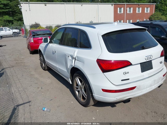 2015 AUDI Q5 WA1LFAFP0FA145946 Photo 2