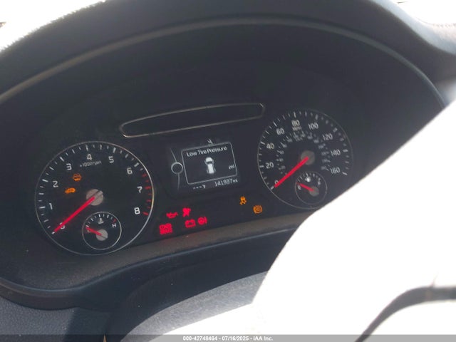 5XYPGDA31HG287784 KIA 2017