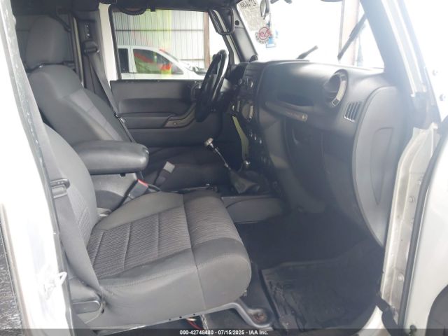 2012 JEEP WRANGLER UNLIMITED 1C4BJWDGXCL154296 Photo 4