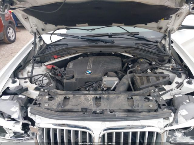 2017 BMW X4 5UXXW3C5XH0T78892 Photo 9