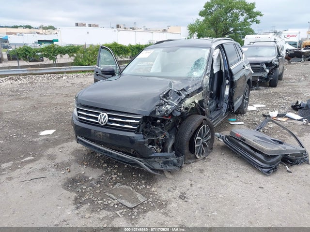 3VV3B7AX8MM056235 Volkswagen Tiguan