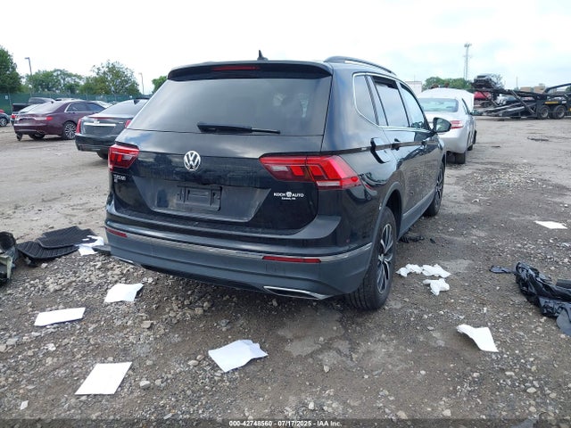 3VV3B7AX8MM056235 Volkswagen Tiguan