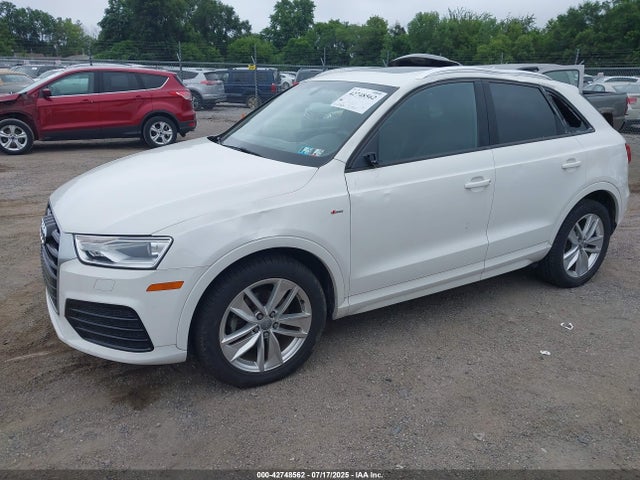 2018 AUDI Q3 WA1ECCFS3JR020127 Photo 1