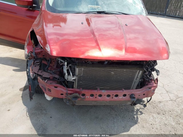 1FMCU0GX7GUB38525 Ford 2016