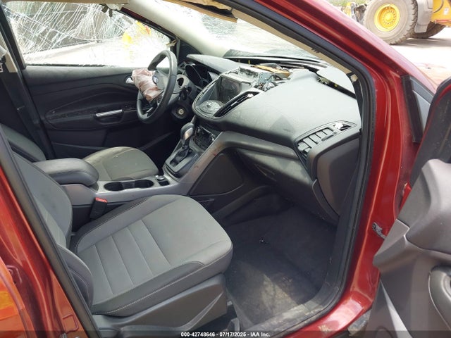 1FMCU0GX7GUB38525 Ford 2016