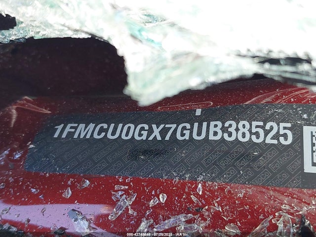 1FMCU0GX7GUB38525 Ford 2016