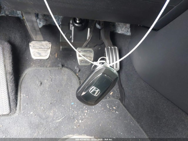 Honda l15b7 2024 19XFL1G85RE019716 Image 11