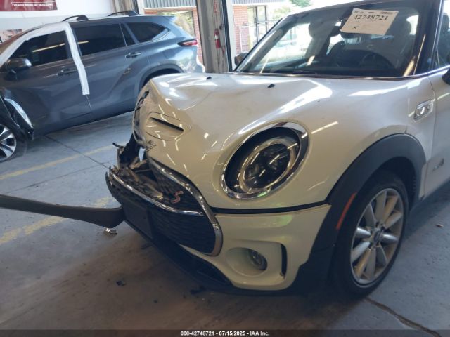 2024 MINI CLUBMAN WMWXJ1C01R2U30146 Photo 5