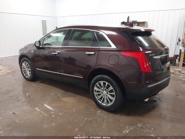 2018 CADILLAC XT5 1GYKNCRSXJZ161219 Photo 2