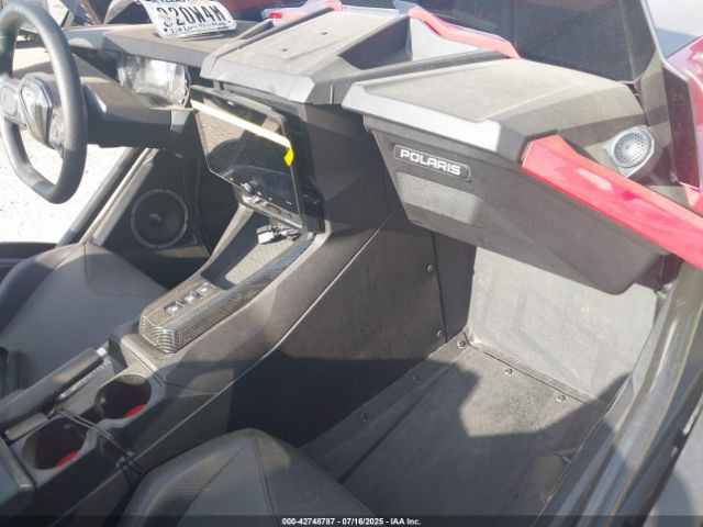 2022 POLARIS SLINGSHOT 57XAATHD6N8152553 Photo 4
