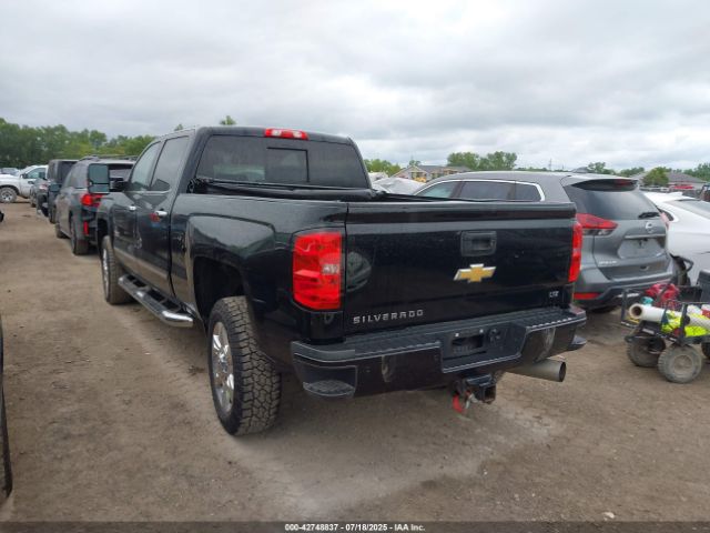 2017 CHEVROLET SILVERADO 2500HD 1GC1KWEY2HF231989 Photo 2