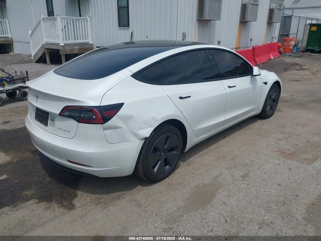 2023 TESLA MODEL 3 5YJ3E1EB2PF599672 Photo 3