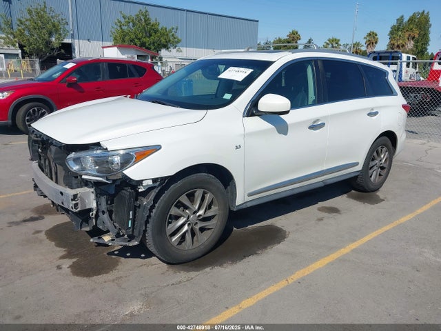 Infiniti 2014 2014 5N1AL0MN8EC551487 Image 2