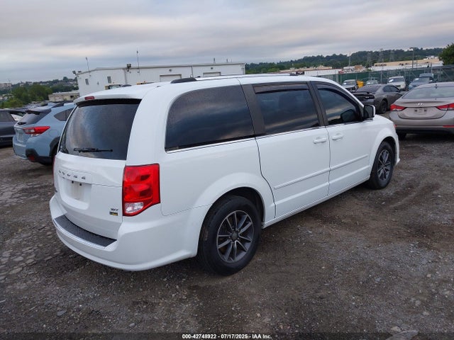 2C4RDGCG2HR672334 Dodge Grand Caravan