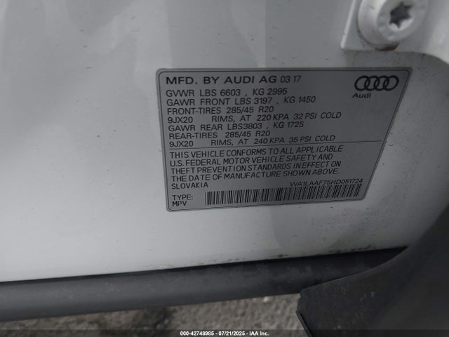 2017 AUDI Q7 WA1LAAF75HD051724 Photo 8