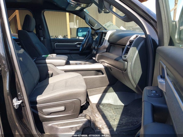 RAM 1500 2022 1C6SRFFT0NN174073 Image 5