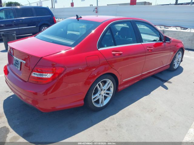 2012 MERCEDES-BENZ C 250 WDDGF4HB1CR222336 Photo 3