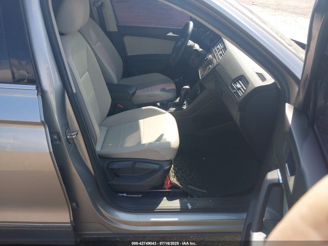 Volkswagen Tiguan 2020 3VV2B7AX8LM037131 Image 5