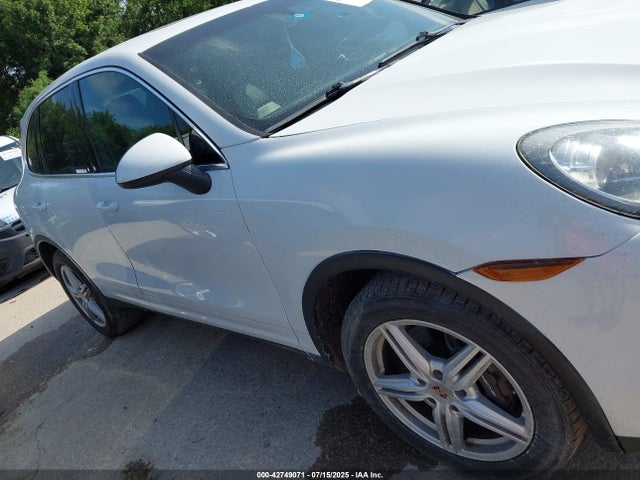Porsche Cayenne 2014 WP1AF2A22ELA34301 Image 13