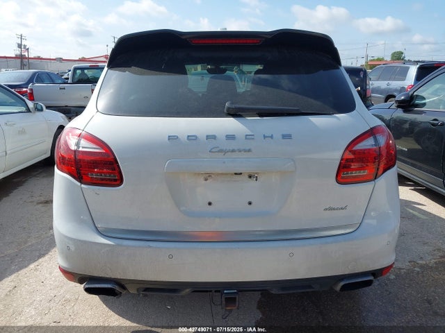 Porsche Cayenne 2014 WP1AF2A22ELA34301 Image 16