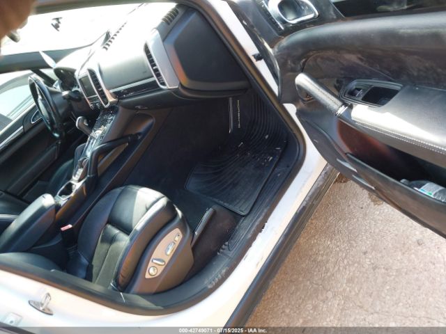 2014 PORSCHE CAYENNE WP1AF2A22ELA34301 Photo 4