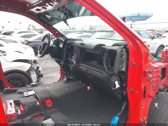1GCPABEK5PZ139077 Chevrolet l3b