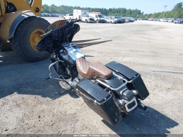 2005 HARLEY-DAVIDSON FLHPI 1HD1FHW145Y673012 Photo 2