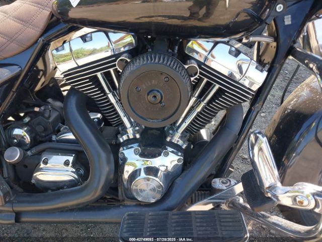 2005 HARLEY-DAVIDSON FLHPI 1HD1FHW145Y673012 Photo 7