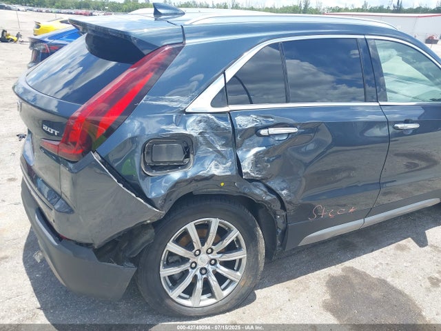 2019 CADILLAC XT4 1GYFZDR47KF118165 Photo 5