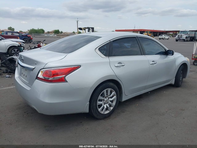1N4AL3AP8FC163422 Nissan 2015