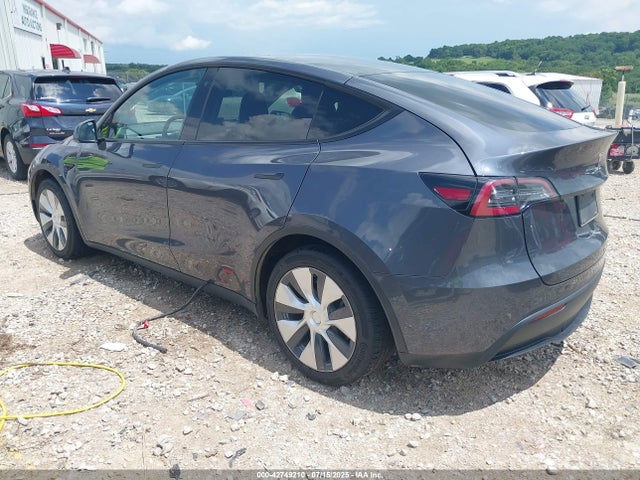 2020 TESLA MODEL Y 5YJYGDEE9LF013359 Photo 2