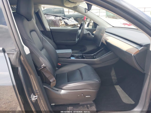 2020 TESLA MODEL Y 5YJYGDEE9LF013359 Photo 4