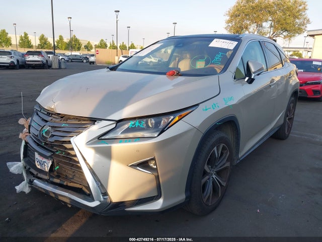 2T2ZZMCA4HC036523 Lexus 2017