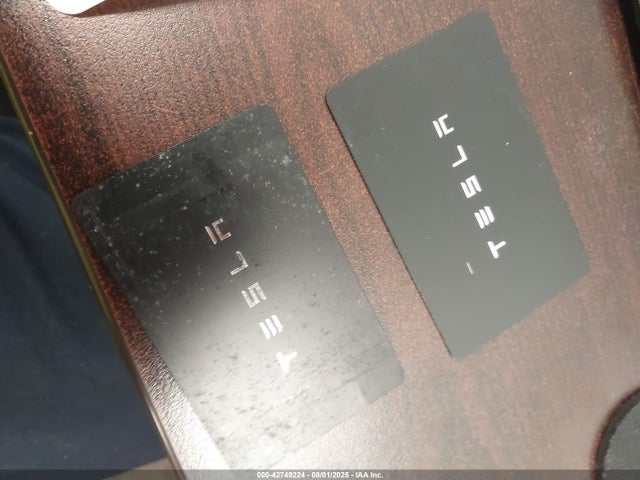 2023 TESLA MODEL 3 5YJ3E1EA1PF467381 Photo 10