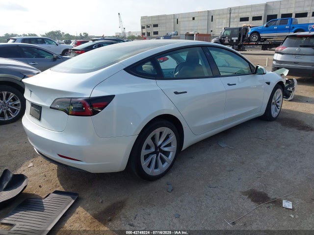 2023 TESLA MODEL 3 5YJ3E1EA1PF467381 Photo 3