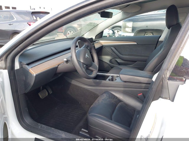 2023 TESLA MODEL 3 5YJ3E1EA1PF467381 Photo 4
