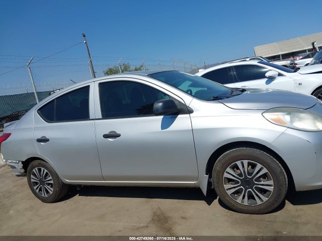 3N1CN7AP6EL839571 Nissan 2014