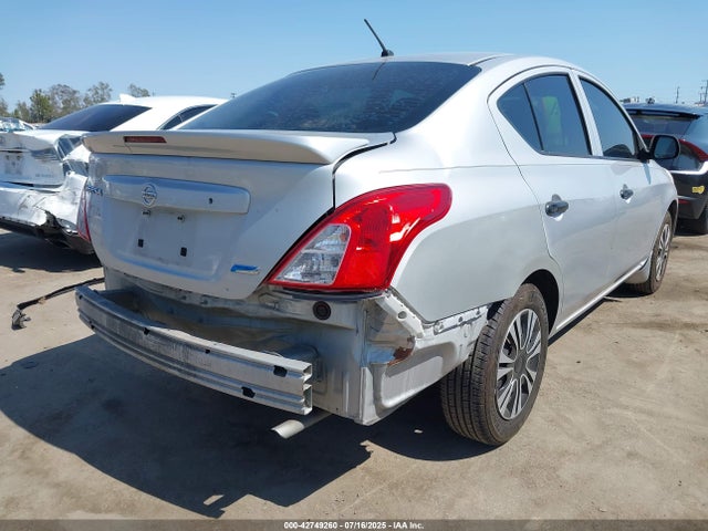 3N1CN7AP6EL839571 Nissan 2014