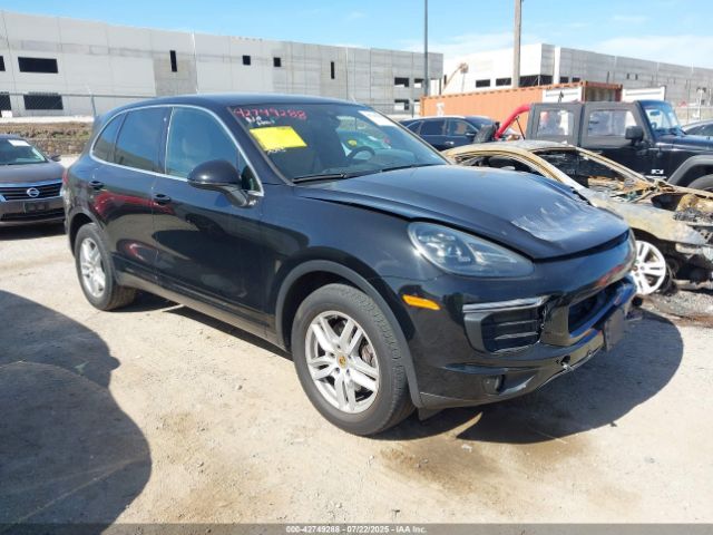 2016 PORSCHE CAYENNE WP1AA2A22GKA10698 Photo 0