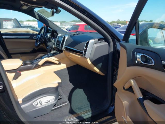 2016 PORSCHE CAYENNE WP1AA2A22GKA10698 Photo 4