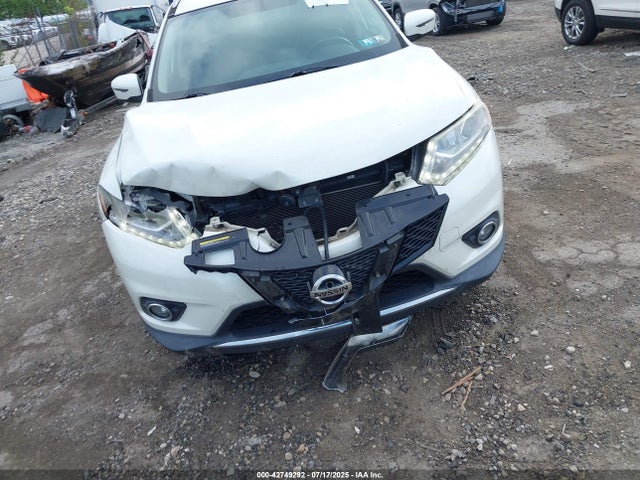 5N1AT2MV0GC827319 Nissan 2016
