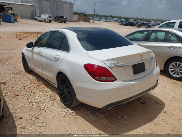 2017 MERCEDES-BENZ C 300 55SWF4JB6HU199101 Photo 2