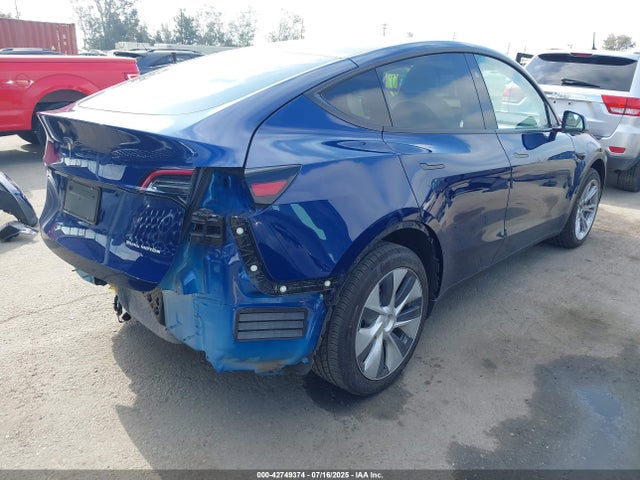 2024 TESLA MODEL Y 7SAYGDEE2RF083023 Photo 3
