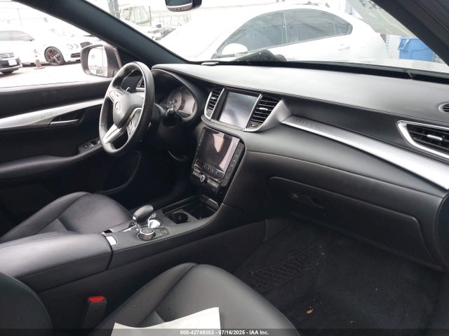 3PCAJ5BA5MF102261 Infiniti QX50