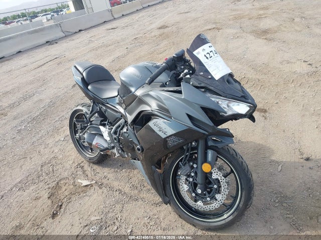 Kawasaki 2024 2024 ML5EXEP1XRDAC3880 main image