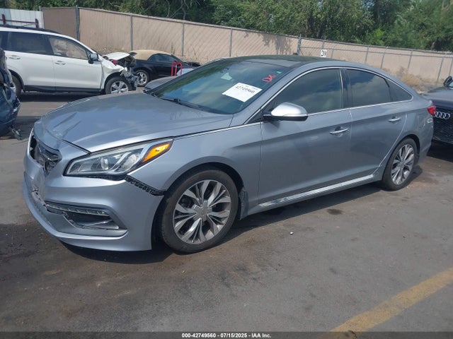 5NPE34ABXHH554004 Hyundai 2017