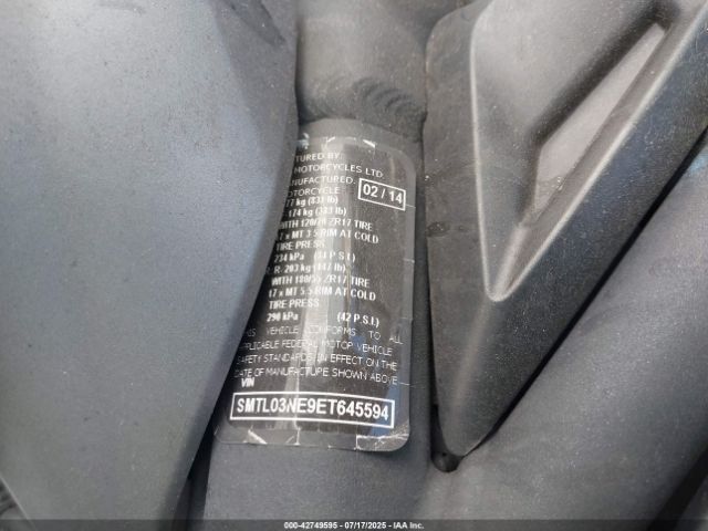 2014 TRIUMPH MOTORCYCLE STREET TRIPLE SMTL03NE9ET645594 Photo 9